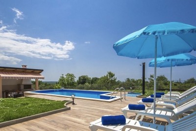 Huis met zwembad, uitzicht op zee, Kaštelir, Istrië